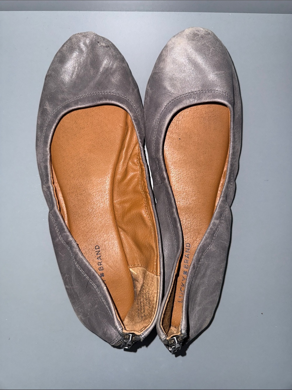 Lucky Gray Leather Ballet Flats - Sz 10